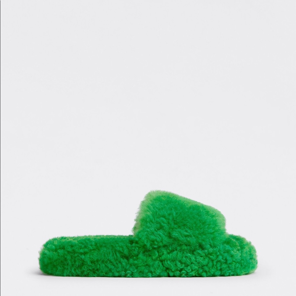 Bottega Veneta Resort Teddy Slides in Parakeet